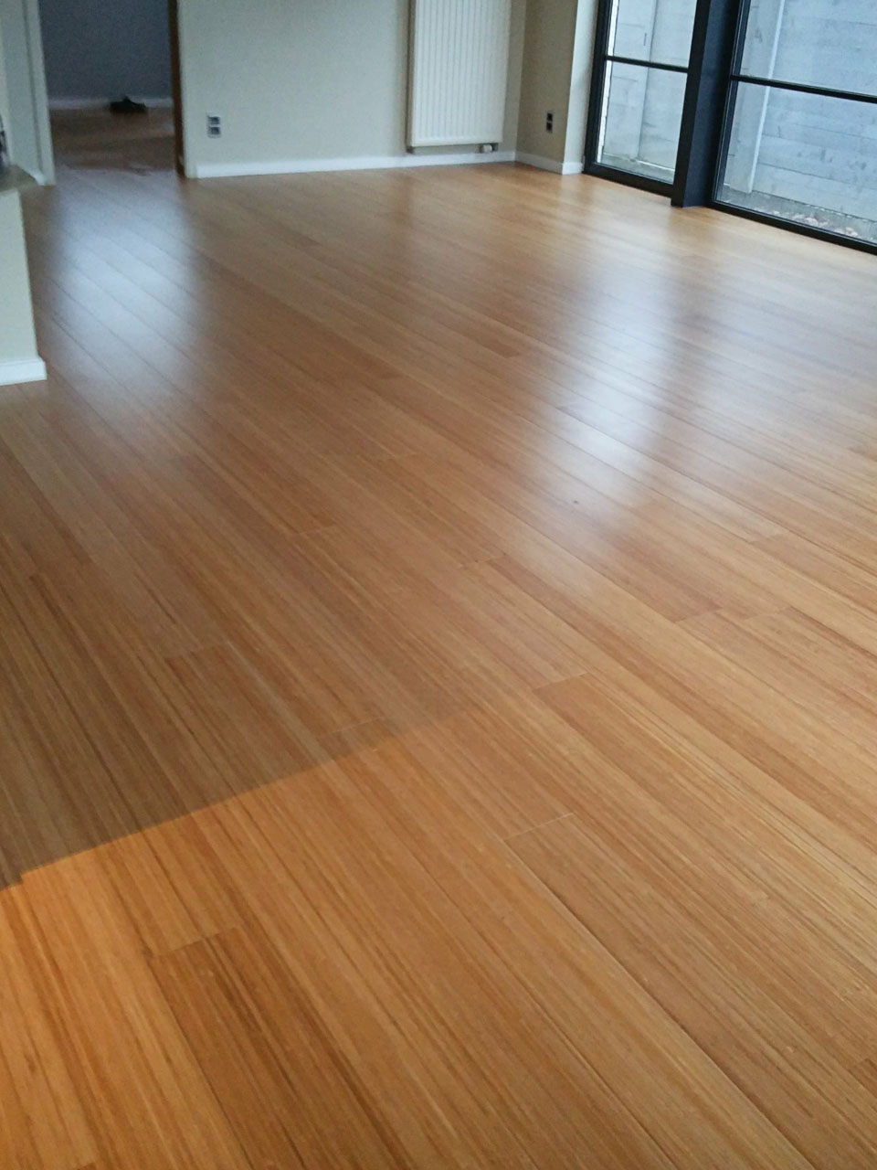 MF vertical caramel parquet en bambou, vernis